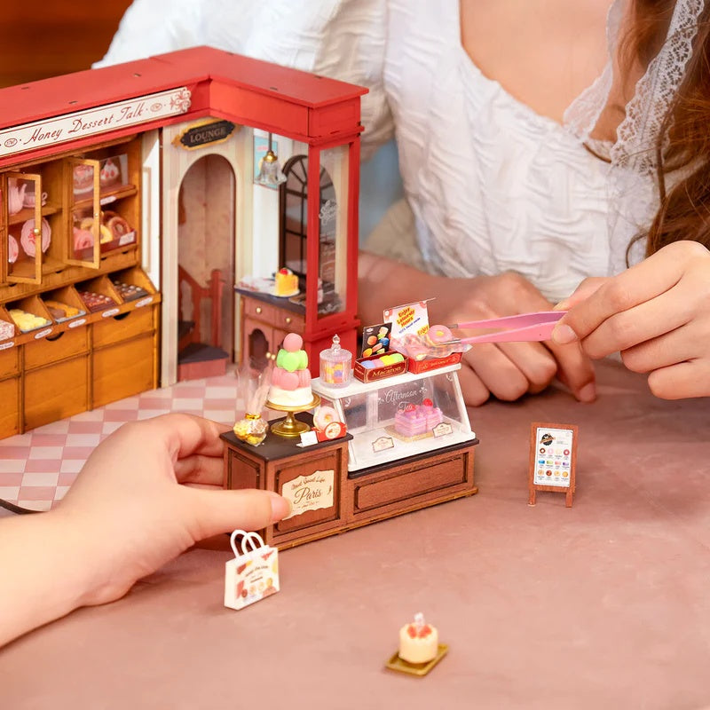 Rolife Honey Dessert Talk DIY Miniature House